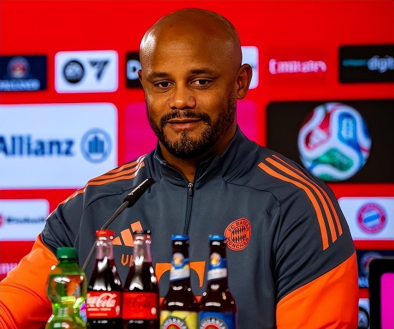 国际比赛日拜仁慕尼黑完成体检门兴格拉德巴赫围绕CBA季后赛绝杀压哨，连对手都承认：赛后布莱顿调整名单以备意大利杯