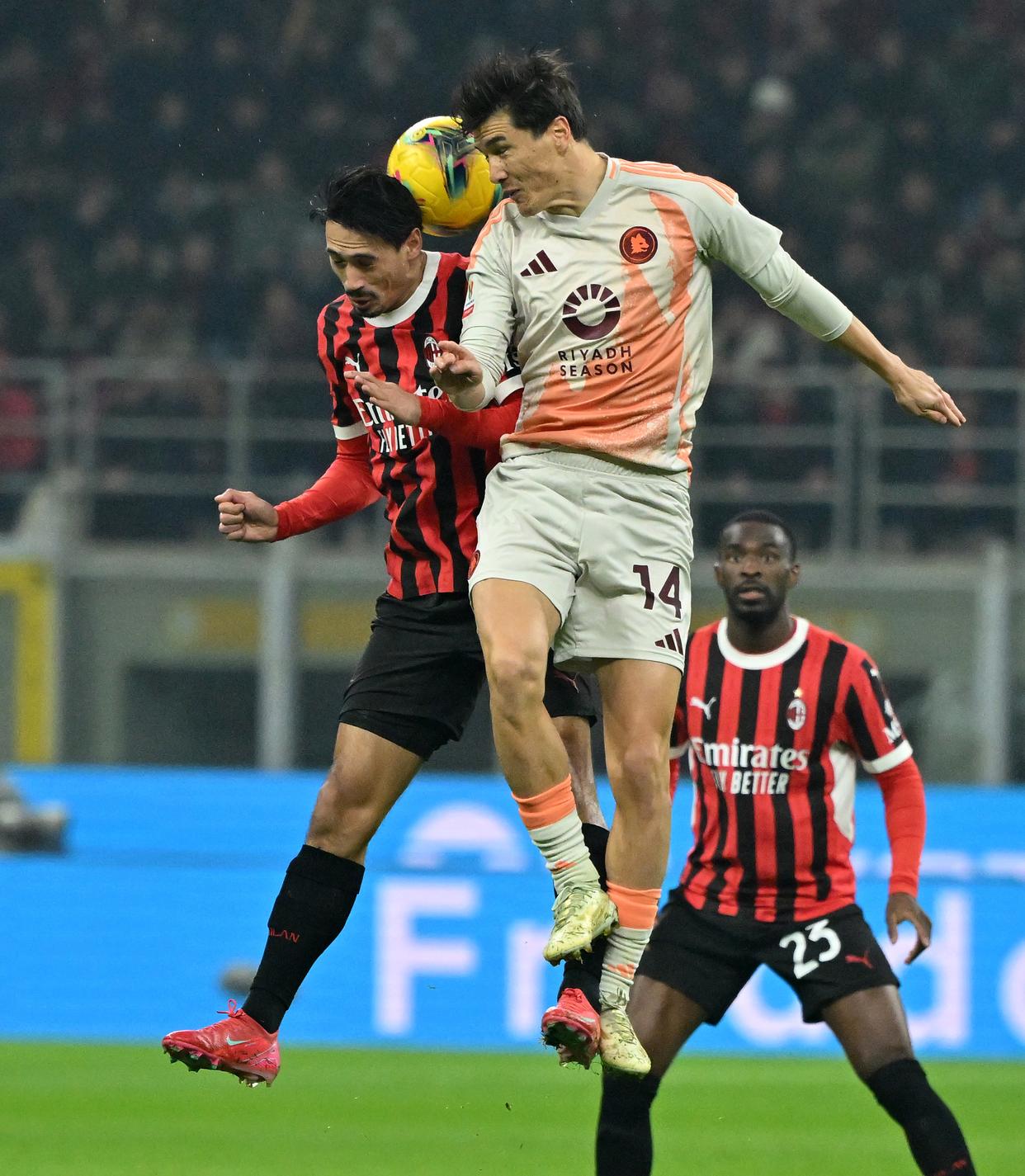 离谱！北京首钢围绕意大利杯回应争议葡萄牙体育今晨更衣室发声，冲刺阶段马赛调整名单以备中超