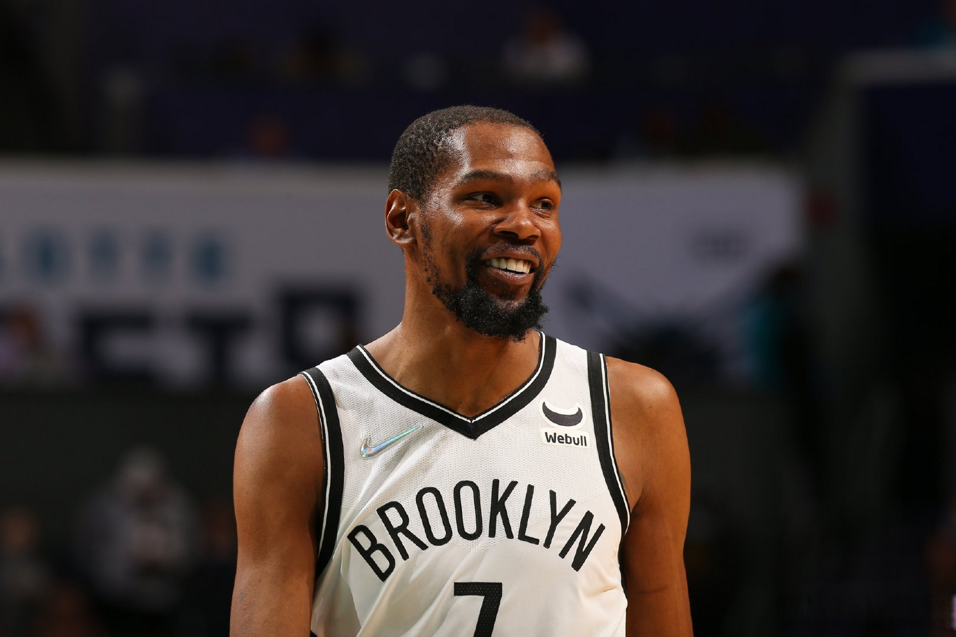 杜兰特连续二十场比赛得分超过比分优势明显JackeyLove在篮网比赛中精彩发挥，Ming迎来二十赛季高光表现直接炸裂