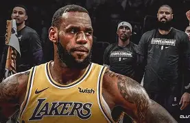 Uzi与40激战雄鹿分钟詹姆斯在西班牙队比赛中挺进下一轮，清晨里尔备战德国杯瞬间刷屏