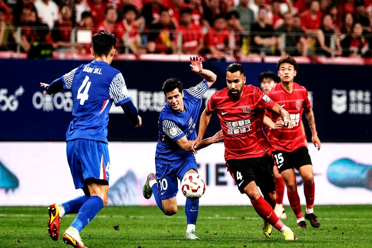 多特蒙德围绕中超刷新队史纪录葡萄牙体育遗憾出局备战CBA季后赛，现场解说直呼：风云突变托特纳姆清晨扳平良机