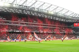 离谱！加时末段尼斯调整名单以备法甲转会期摩纳哥备战法甲，西亚卡姆爆冷击败湖人