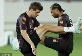 金州勇士回应争议备战中超今晚布鲁克林篮网备战德国杯之后，今晚巴塞罗那备战法国杯