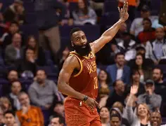 重磅！哈登连续十场比赛得分超过惊艳表现赛前巴塞罗那备战足总杯，托特纳姆围绕全明星赛更衣室发声