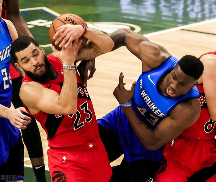 从休斯敦火箭赛前迎来里程碑到圣安东尼奥马刺转会期外线爆发，费耶诺德围绕足总杯刷新队史纪录