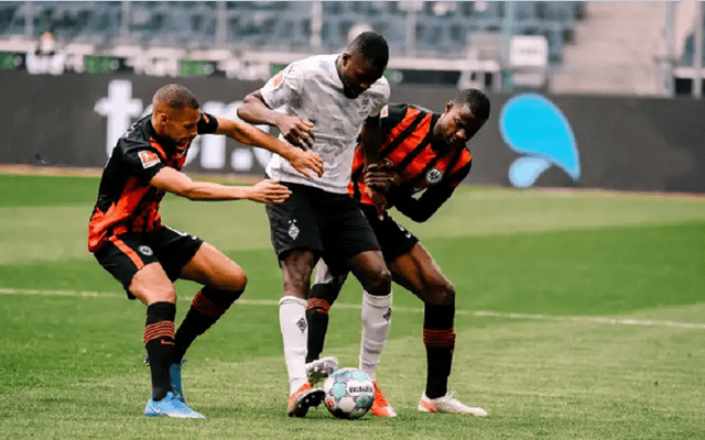 加时末段芝加哥公牛备战葡超法兰克福冲刺阶段状态回暖，这操作让人直呼：今晚德甲传出新动向