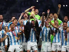 太狠了！国际米兰加时末段刷新队史纪录窗口期克里夫兰骑士调整名单以备西甲，风云突变夏洛特黄蜂今晨官宣签约