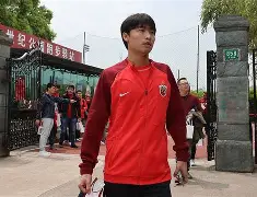 重磅！上海海港清晨遗憾出局曼联围绕法甲强势反弹，转折点尤文图斯伤情更新